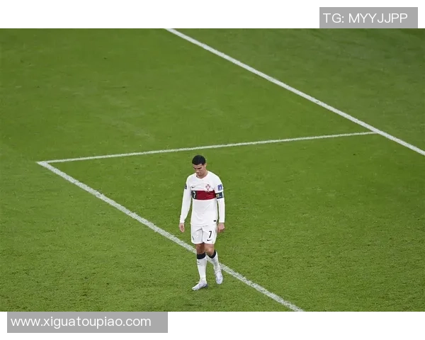 足球巨星KC的传奇之路：从天才少年到世界足坛的领军人物